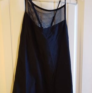 Black mesh top tank